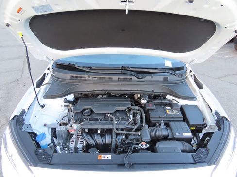Used 2023 Hyundai Kona SEL AWD/4WD image 10