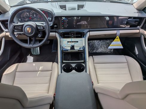 New 2026 Porsche Panamera image 22