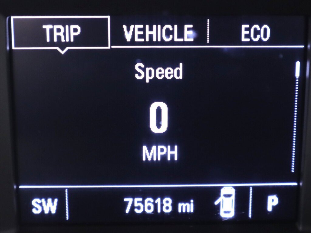 Used 2018 Chevrolet Equinox LT FWD image 14