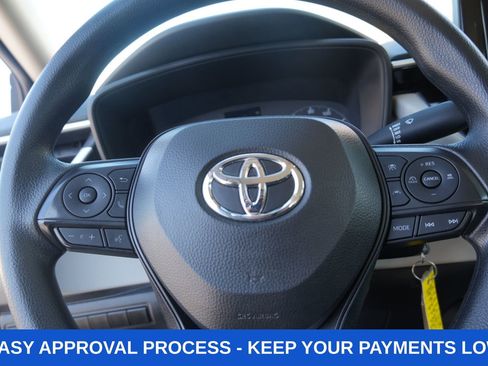 Used 2024 Toyota Corolla LE image 18
