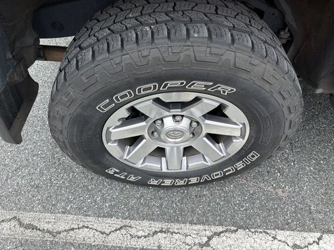 Used 2014 Toyota FJ Cruiser 4WD w/ Upgrade Package image 15