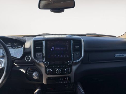 Used 2019 RAM 1500 Laramie RWD image 11