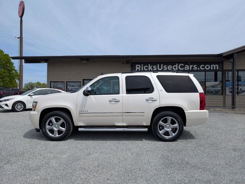 Used 2013 Chevrolet Tahoe LTZ image 11