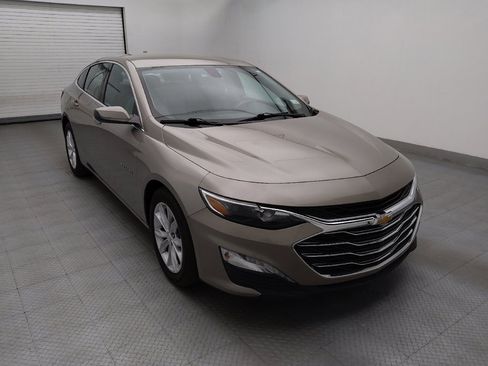 Used 2022 Chevrolet Malibu LT FWD image 13