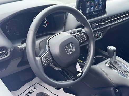 Used 2024 Honda HR-V EX-L image 14