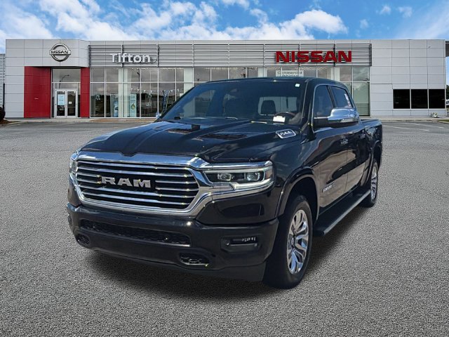 Used 2022 RAM 1500 Limited w/ Body Color Bumper Group AWD/4WD image 3