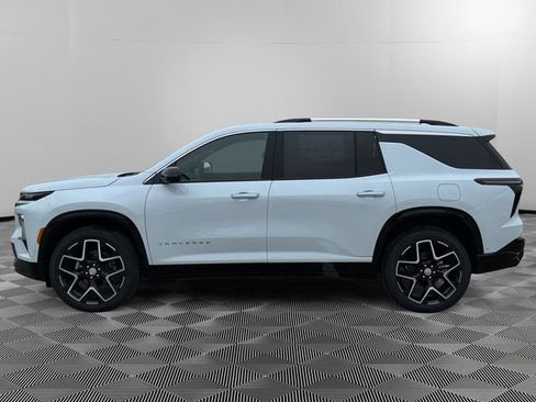 New 2026 Chevrolet Traverse High Country w/ LPO, Floor Liner Package AWD/4WD image 2