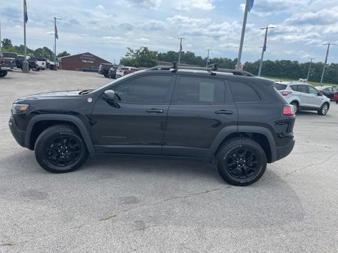 Used 2021 Jeep Cherokee Trailhawk w/ Technology Group AWD/4WD image 7