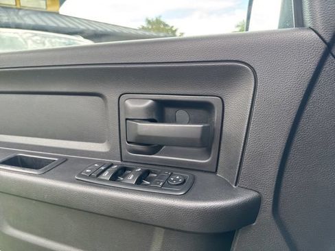 Used 2015 RAM 1500 Express AWD/4WD image 31