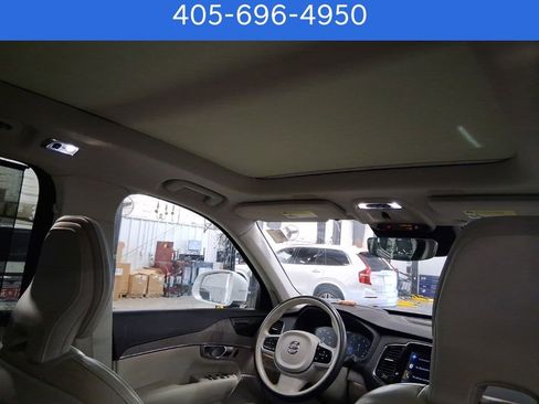 Used 2022 Volvo XC90 T6 Inscription w/ Advanced Package image 12