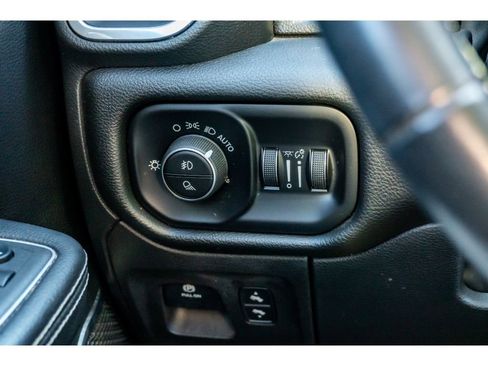 Used 2022 RAM 1500 Laramie image 29