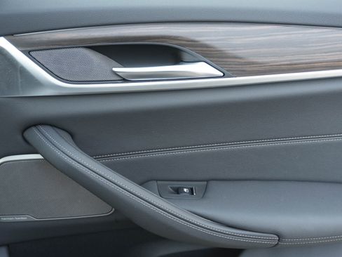 Certified 2023 BMW 530i xDrive w/ Premium Package image 35