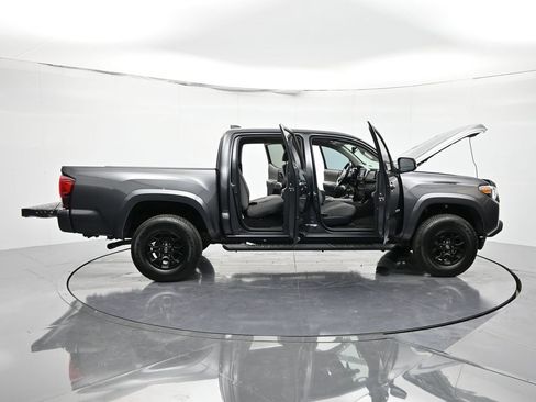Used 2022 Toyota Tacoma SR5 image 46