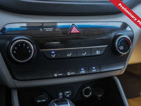 Used 2017 Hyundai Tucson SE AWD/4WD image 21