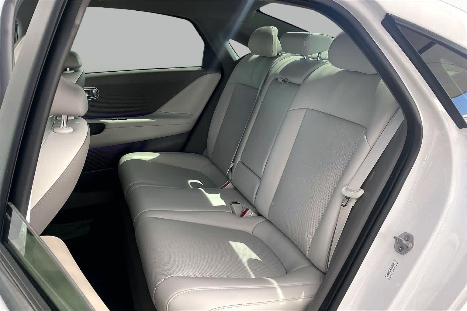 Used 2024 Hyundai Ioniq 6 SEL RWD image 20