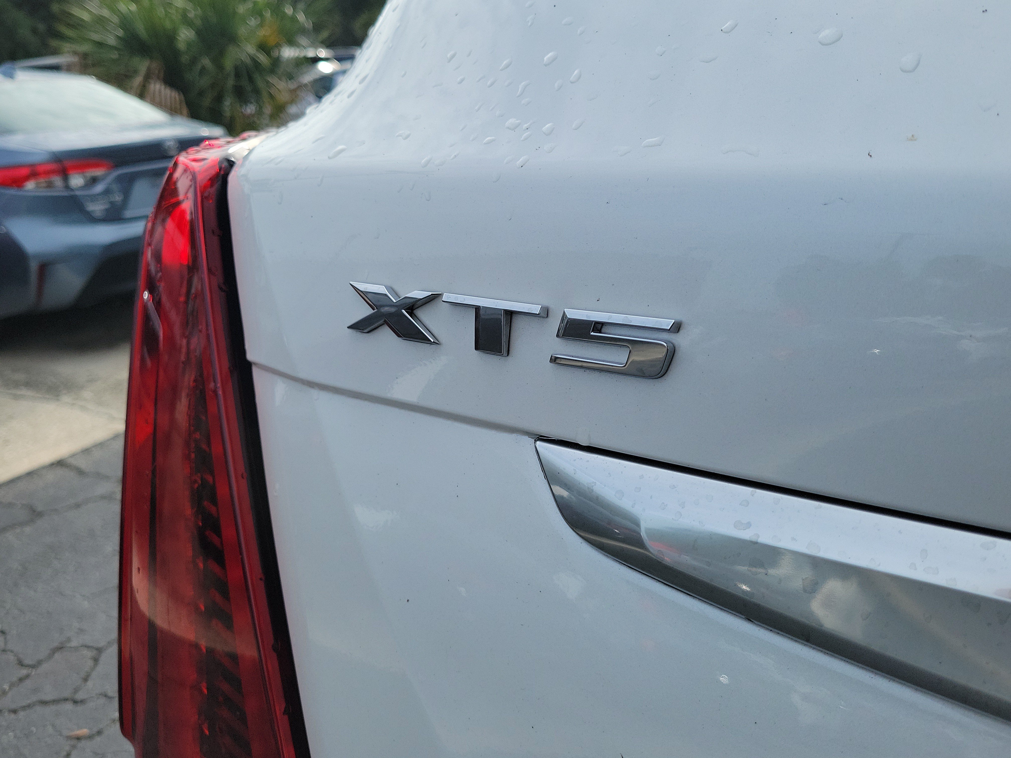 Used 2022 Cadillac XT5 Premium Luxury FWD image 8