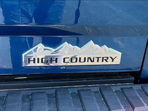 Used 2017 Chevrolet Silverado 1500 High Country AWD/4WD image 8
