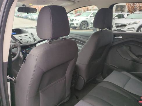 Used 2017 Ford Escape SE image 17