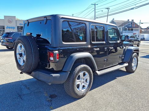 Used 2021 Jeep Wrangler Unlimited Sport image 7