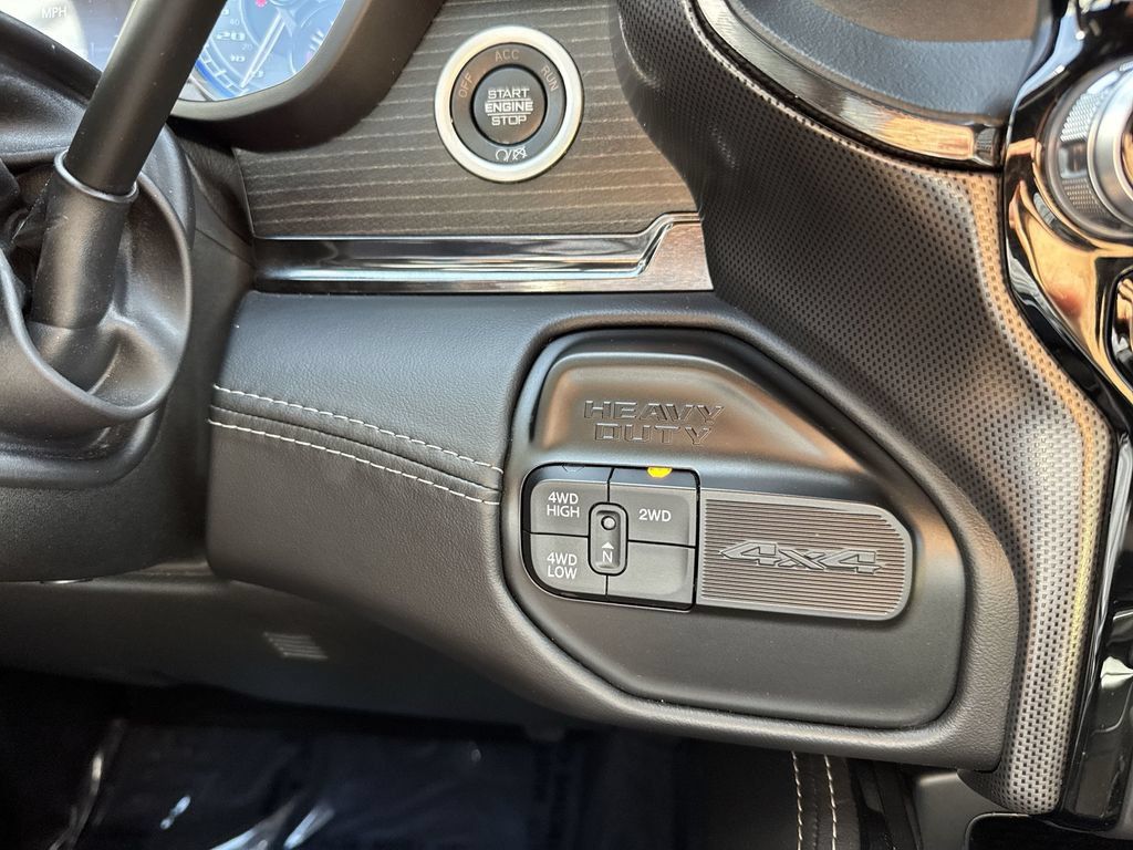 Used 2022 RAM 2500 Limited AWD/4WD image 53