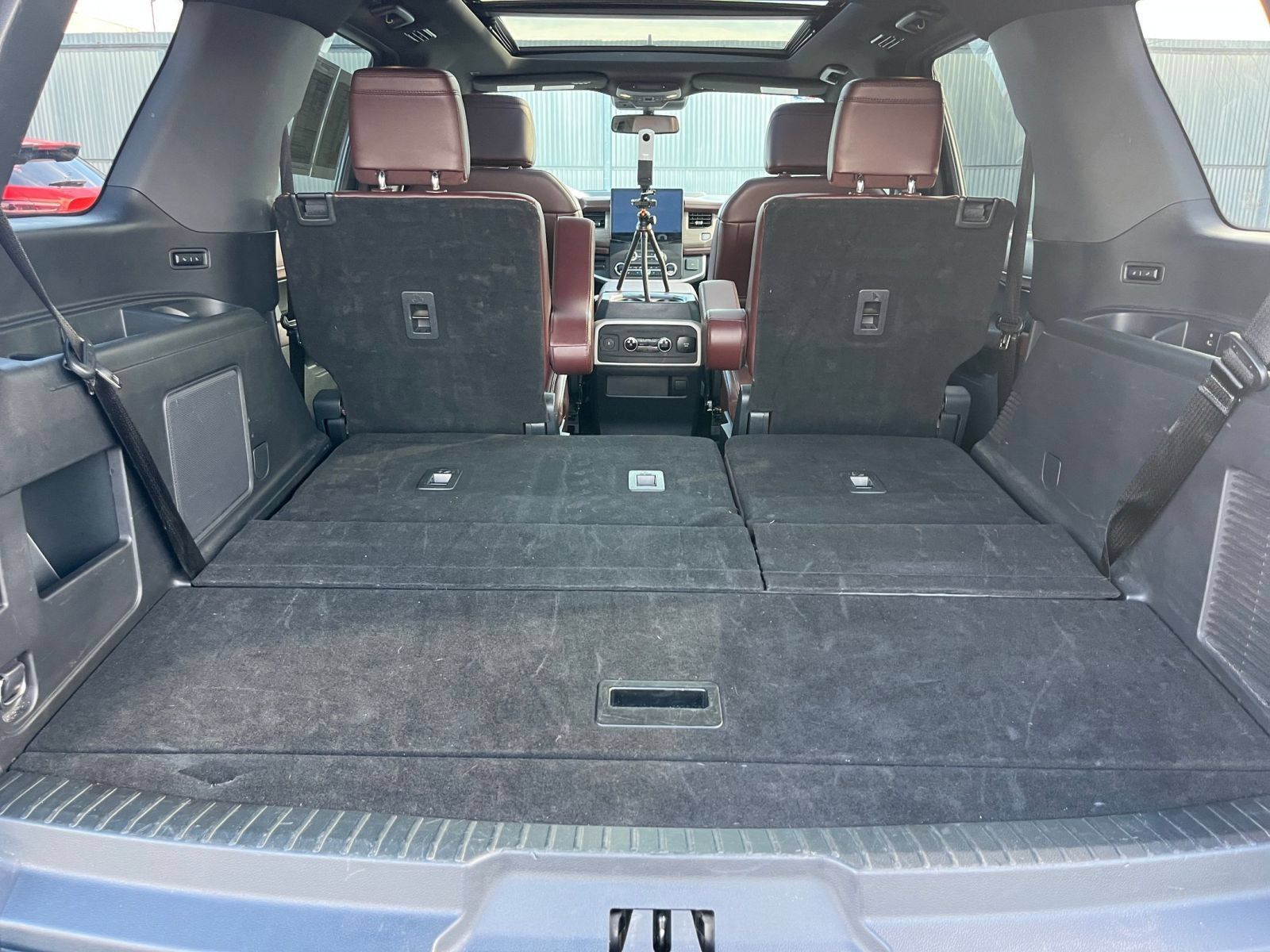 Used 2024 Ford Expedition Limited AWD/4WD image 36