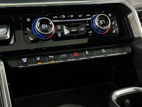 Used 2024 GMC Sierra 2500 Denali w/ Denali Reserve Package image 17