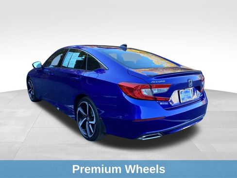 Used 2022 Honda Accord Sport image 4