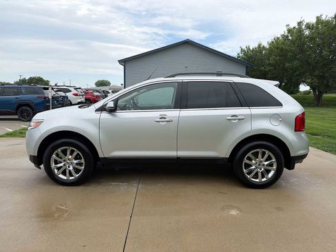 Used 2014 Ford Edge Limited w/ Driver Entry Package AWD/4WD image 3