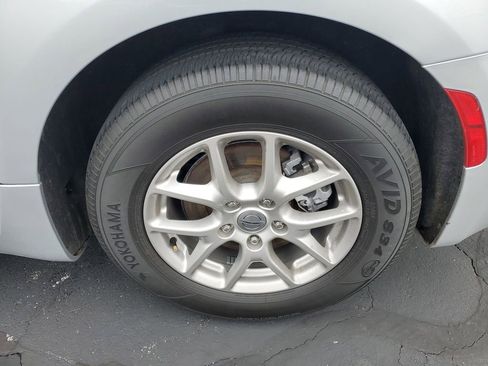 Used 2024 Chrysler Pacifica Touring-L FWD image 33