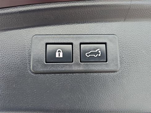 Certified 2023 Subaru Outback Limited image 13