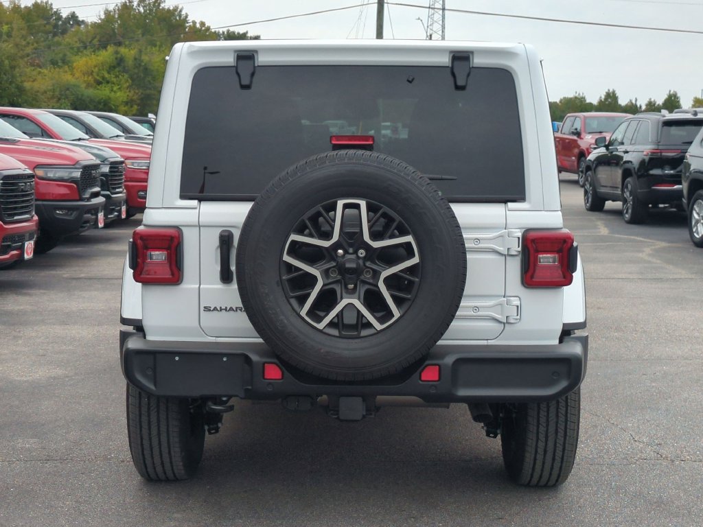 New 2027 Jeep Wrangler Unlimited Sahara AWD/4WD image 5