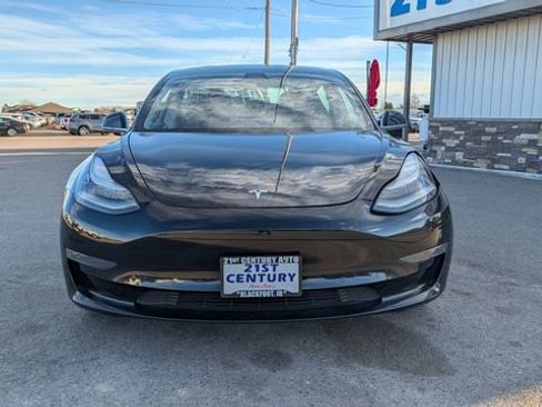 Used 2020 Tesla Model 3 Long Range image 2