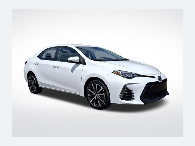 Used 2018 Toyota Corolla SE FWD image 1
