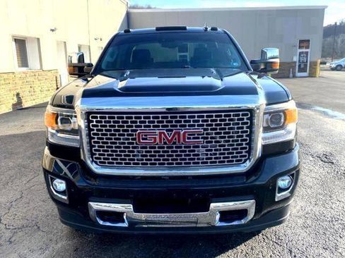 Used 2015 GMC Sierra 3500 Denali w/ Duramax Plus Package image 9