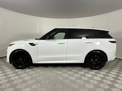 Certified 2025 Land Rover Range Rover Sport Dynamic SE image 2