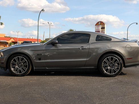 Used 2011 Ford Mustang GT Premium w/ Comfort Pkg image 8