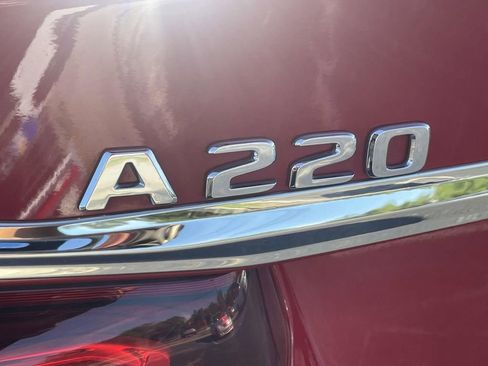 Used 2019 Mercedes-Benz A 220 image 9