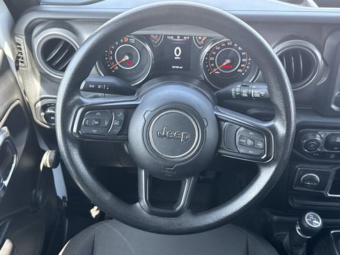 Used 2022 Jeep Wrangler Unlimited Sport AWD/4WD image 17