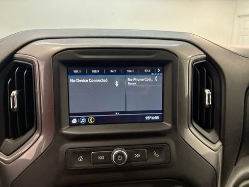 Used 2019 Chevrolet Silverado 1500 Custom Trail Boss w/ Custom Convenience Package AWD/4WD image 17