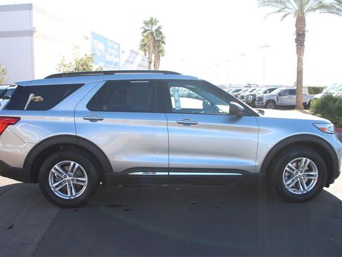 Certified 2022 Ford Explorer XLT w/ Equipment Group 202A image 10