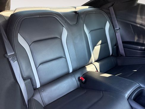 Used 2016 Chevrolet Camaro LT RWD image 18