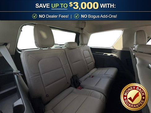 Used 2024 Lincoln Navigator Premiere AWD/4WD image 26