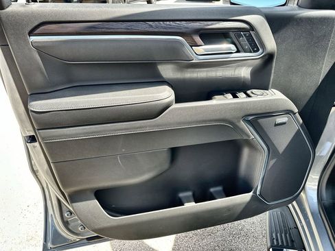 New 2026 GMC Sierra 1500 SLT image 21