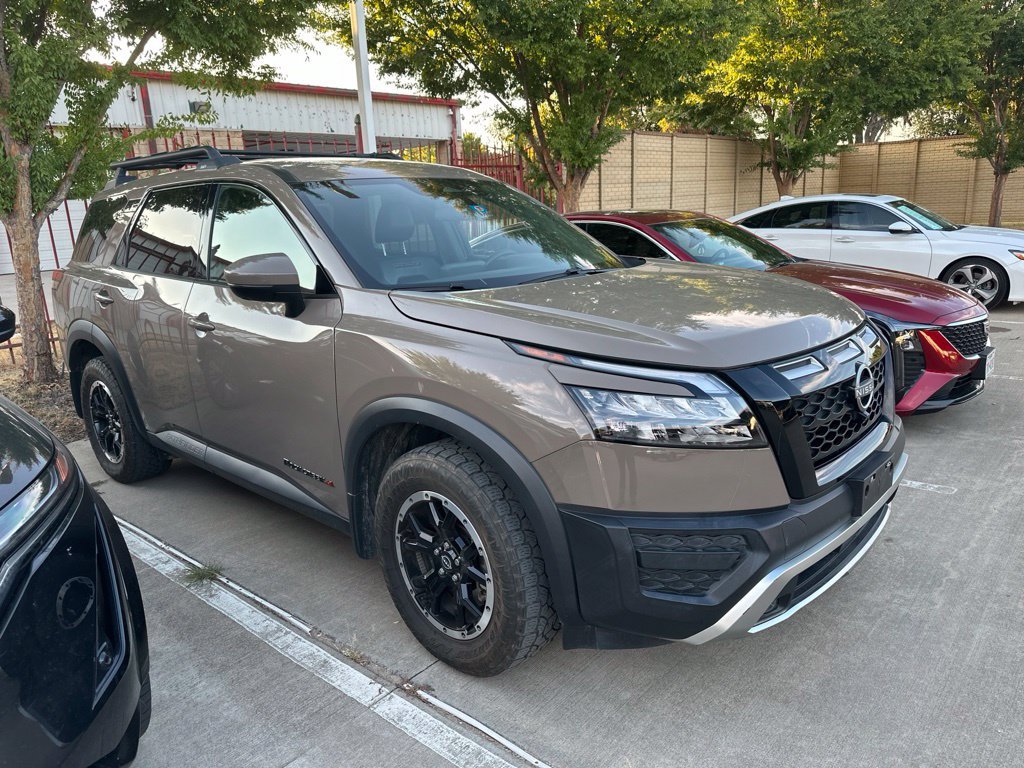 Used 2024 Nissan Pathfinder Rock Creek AWD/4WD image 4