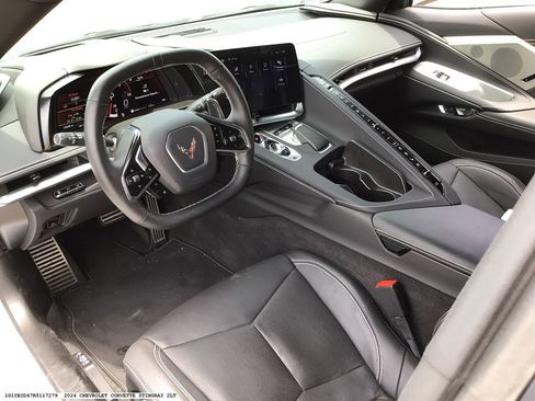 Used 2024 Chevrolet Corvette Stingray Preferred Cpe w/ Z51 Performance Package RWD image 8