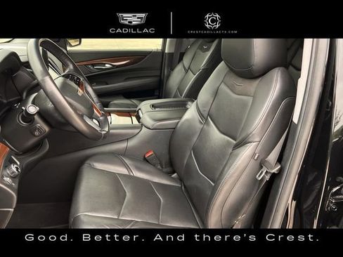 Used 2019 Cadillac Escalade Premium Luxury RWD image 21