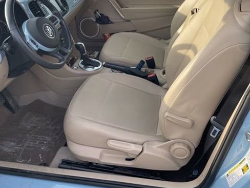 Used 2015 Volkswagen Beetle 1.8T image 8