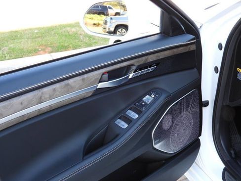 Used 2020 Genesis G90 3.3T Premium image 61