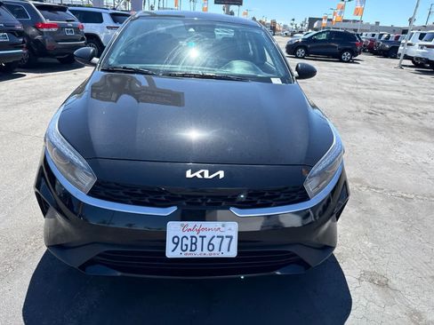 Used 2023 Kia Forte LXS FWD image 4