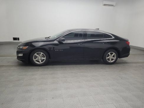 Used 2020 Chevrolet Malibu LS FWD image 2